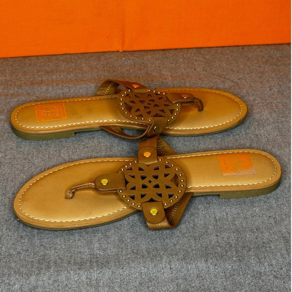 DV Dolce Vita Women's Juleat Sandal Brown Flip Flop Thong Size‎ 7.5 - Picture 1 of 7